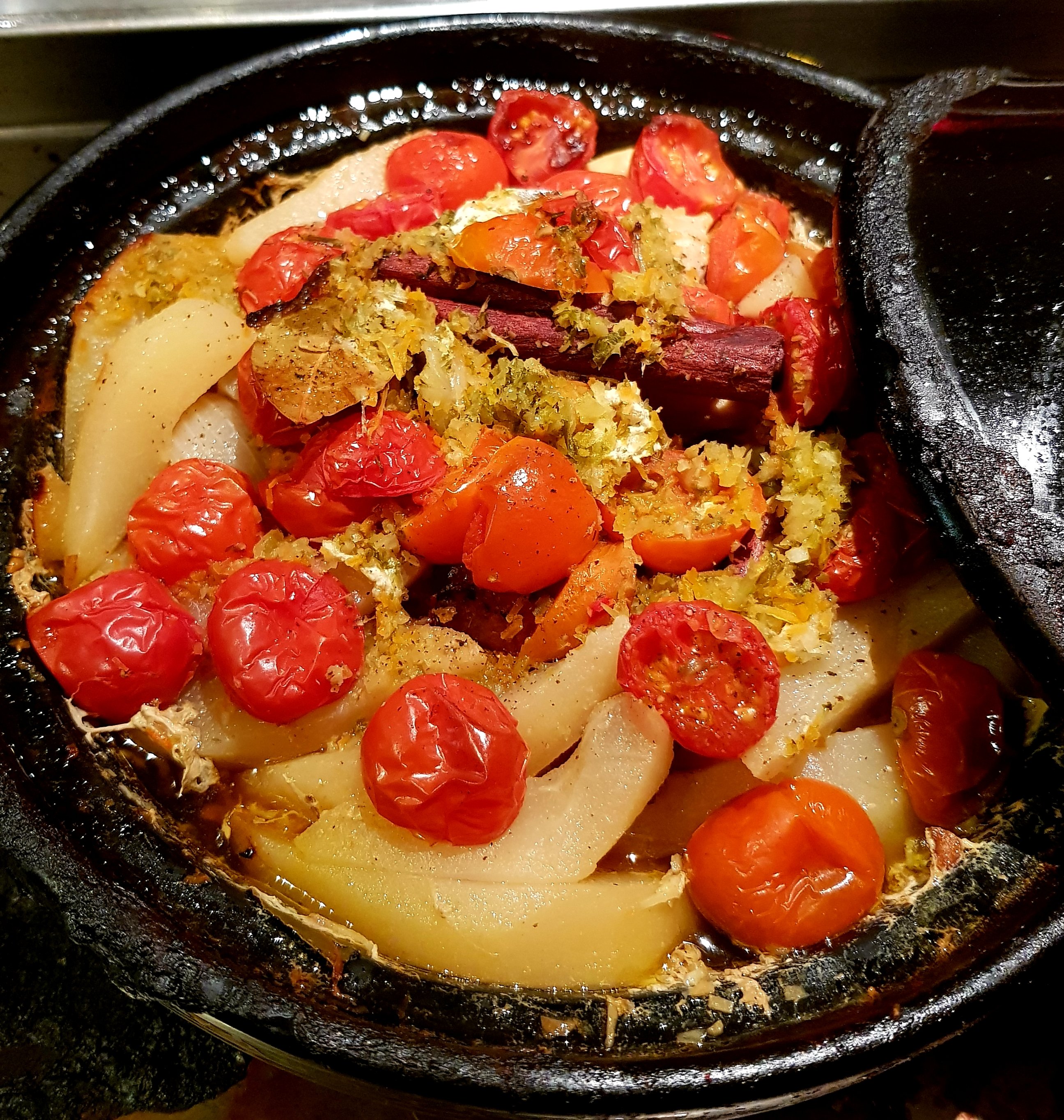Tahine dish with chicken